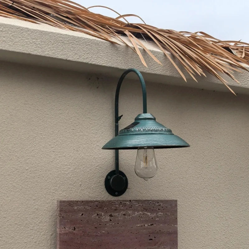 SolaHeritage™ Wall Light